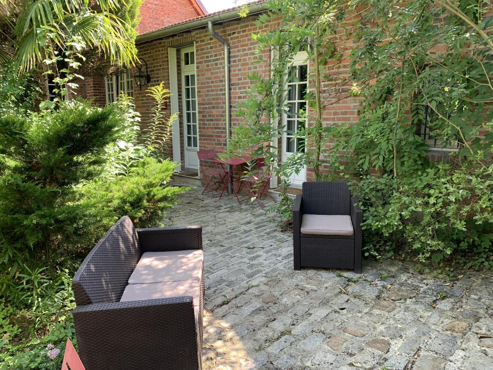 Hotel Les Jardins Carnot Compiègne Exterior foto