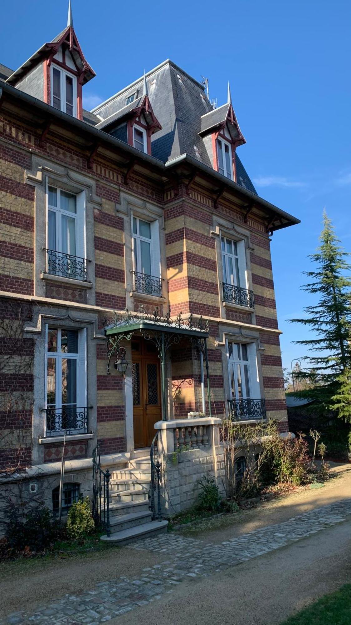 Hotel Les Jardins Carnot Compiègne Exterior foto